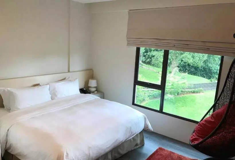 اتاق استاندارد با تخت بزرگ, Changi Cove