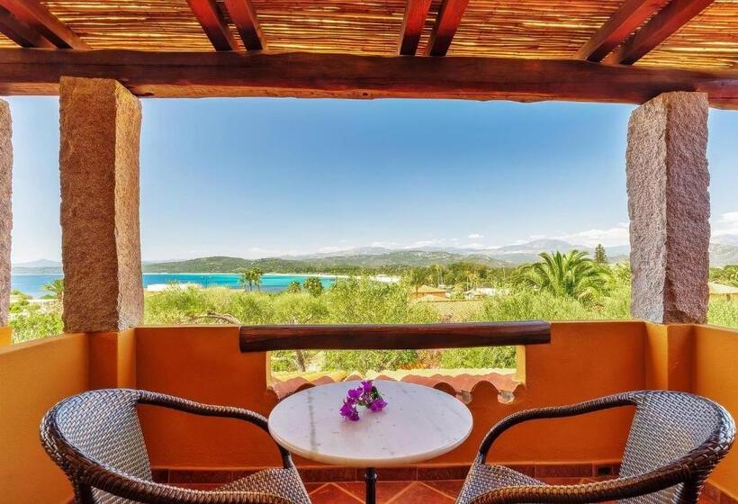 غرفة قياسية مطلّة علي البحر, Club Saraceno   Bovis Hotels