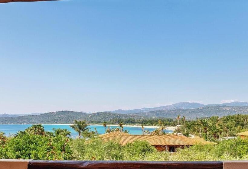 غرفة قياسية مطلّة علي البحر, Club Saraceno   Bovis Hotels