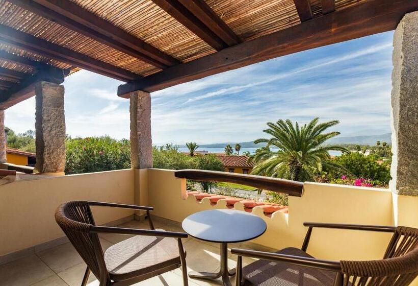 Номер Deluxe Вид на Море, Club Saraceno   Bovis Hotels