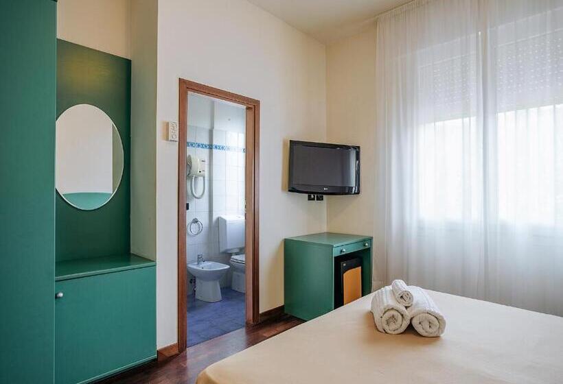 اتاق اکونومی یک تخته, Corallo