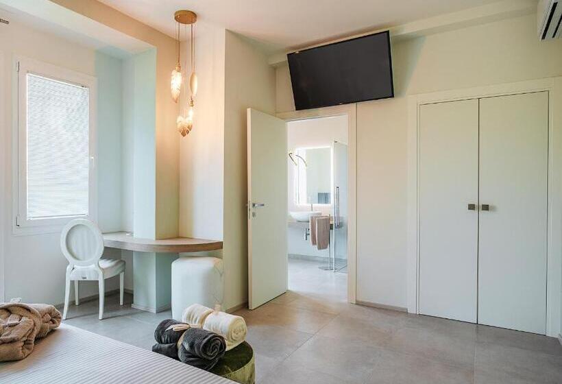 سوییت جونیور, Corallo