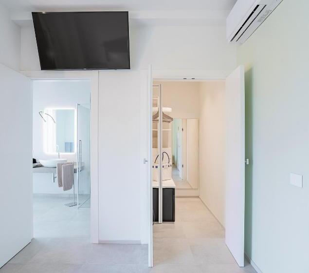 سوییت جونیور, Corallo