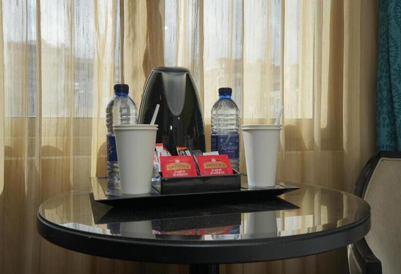 سوییت جونیور, Corp Amman