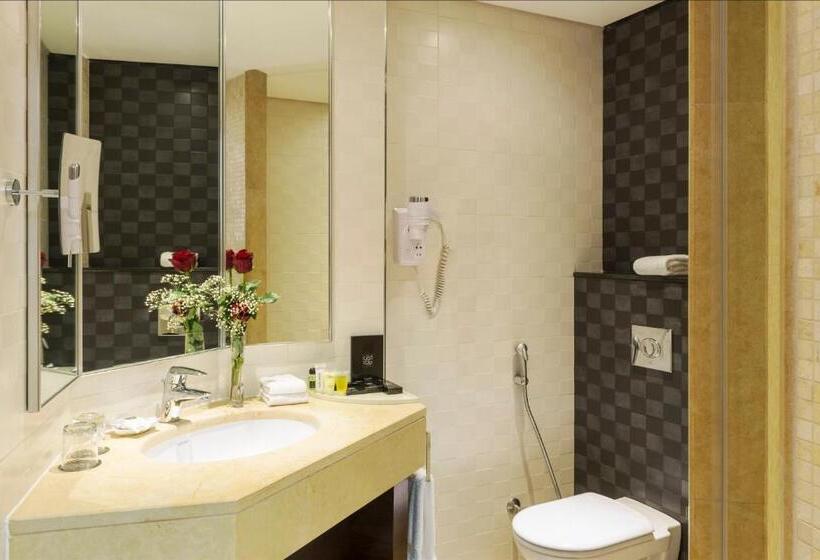 اتاق لوکس, Corp Amman