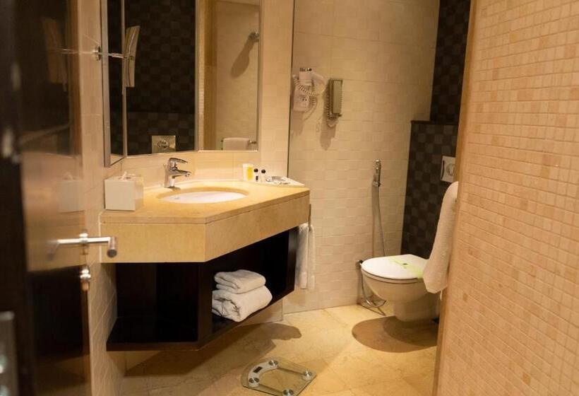 اتاق خانوادگی, Corp Amman