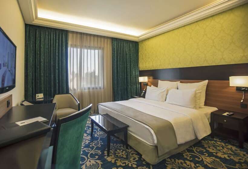 سوییت جونیور, Corp Amman