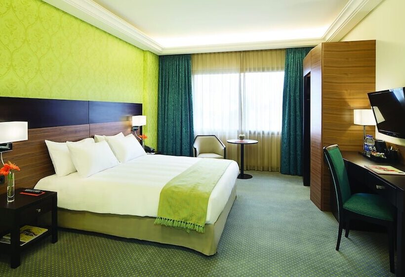 اتاق خانوادگی, Corp Amman