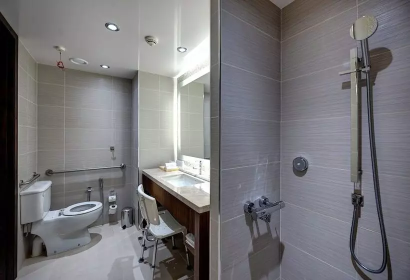 اتاق استاندارد, Crowne Plaza Duqm, An Ihg
