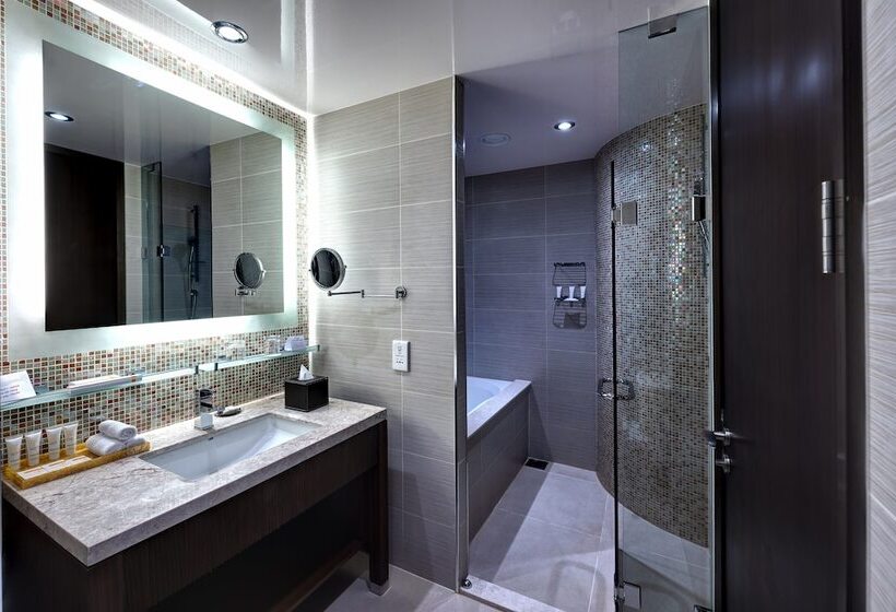 اتاق استاندارد, Crowne Plaza Duqm, An Ihg