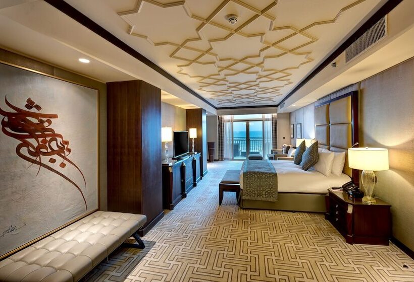 سوئیت رویال, Crowne Plaza Duqm, An Ihg