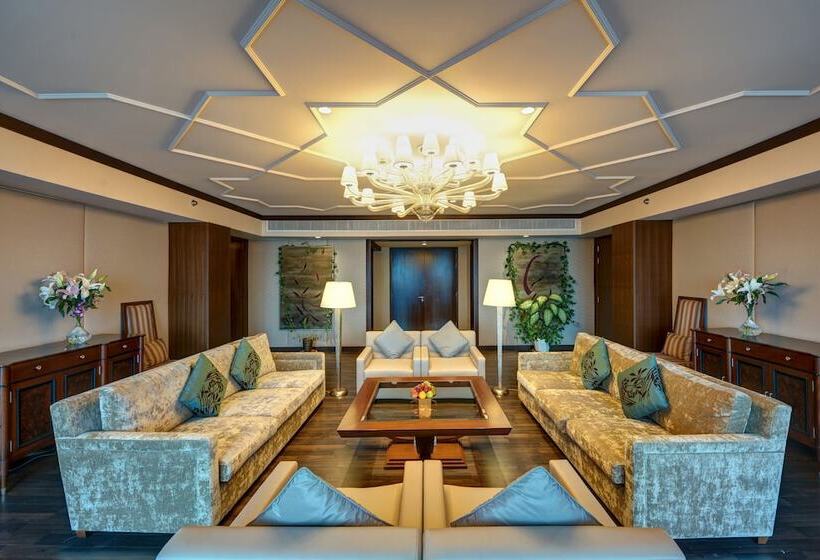 سوئیت رویال, Crowne Plaza Duqm, An Ihg