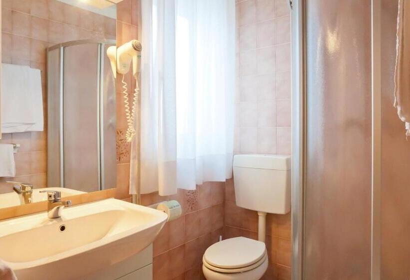 חדר סטנדרט, Danieli