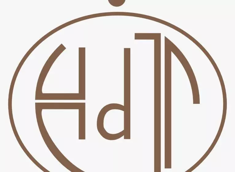 エコノミー４人部屋, Dei Tigli