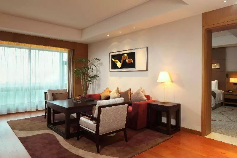 キングサイズベッドのデラックススイート, Doubletree By Hilton Hotel Jiaxing