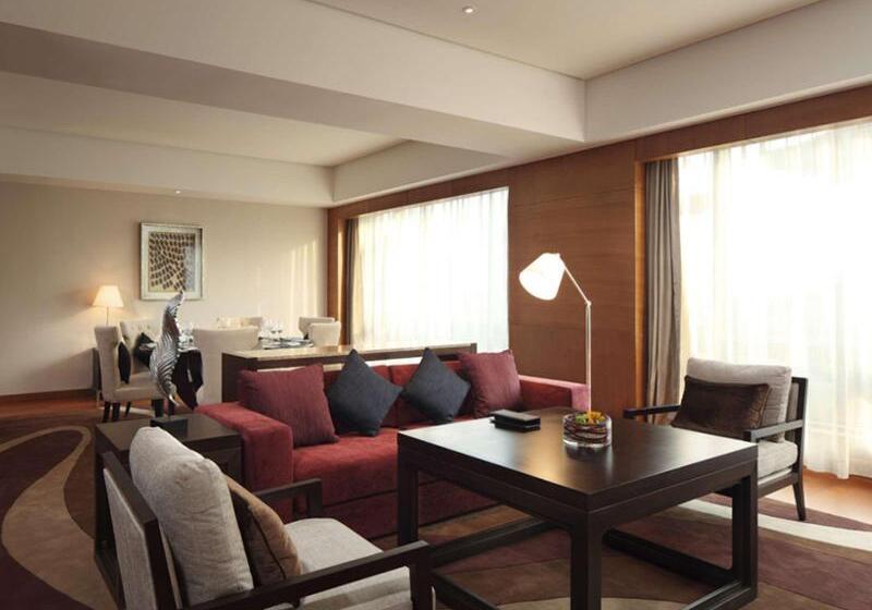 キングサイズベッドのデラックススイート, Doubletree By Hilton Hotel Jiaxing