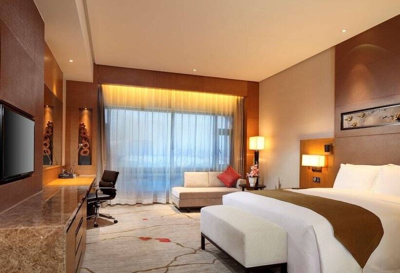 Номер Deluxe с Балконом, Doubletree By Hilton Hotel Jiaxing