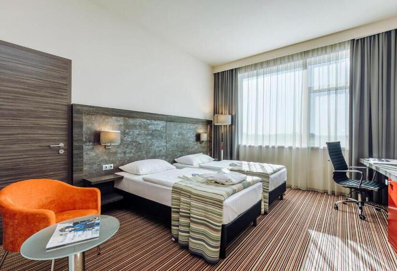 高级连接房间, Eto Park Hotel Business & Stadium