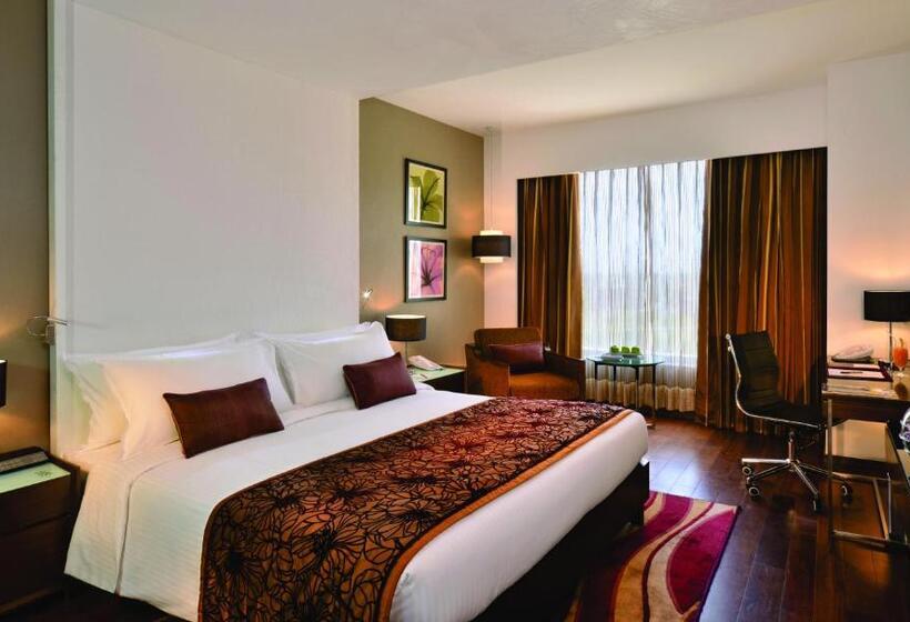 高级大房间, Holiday Inn Chandigarh Panchkula, An Ihg