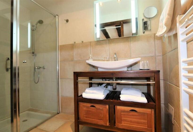 Номер Стандарт, Hôtel De La Ferme Lamy