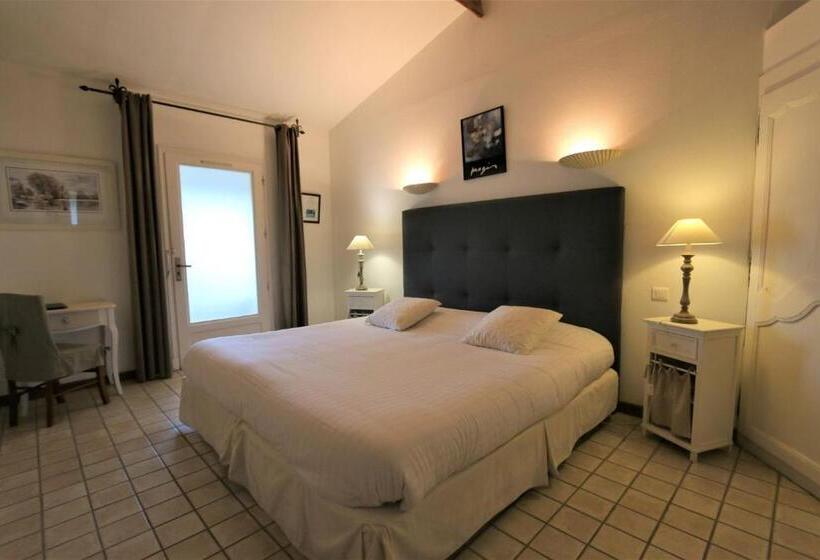 Номер Стандарт, Hôtel De La Ferme Lamy