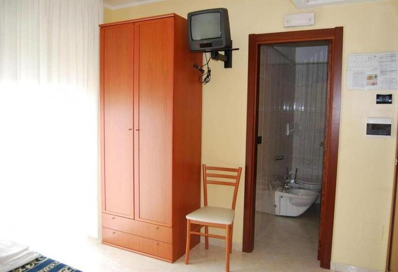 اتاق استاندارد, Il Chierichetto