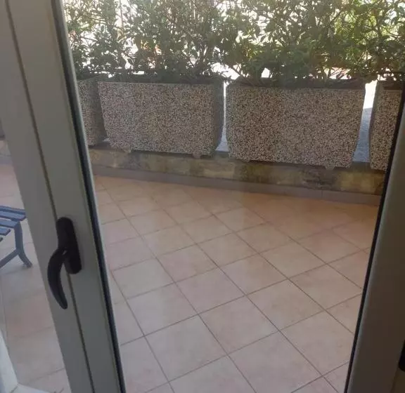 اتاق استاندارد سه نفره, Il Chierichetto