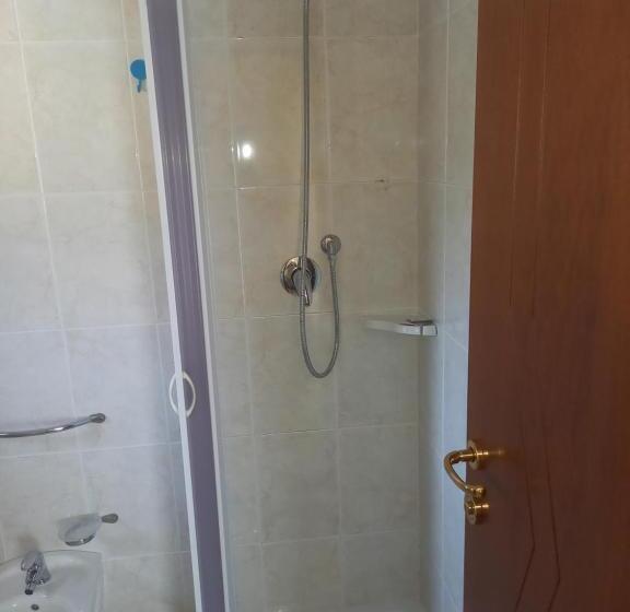 اتاق استاندارد چهار تخته, Il Chierichetto