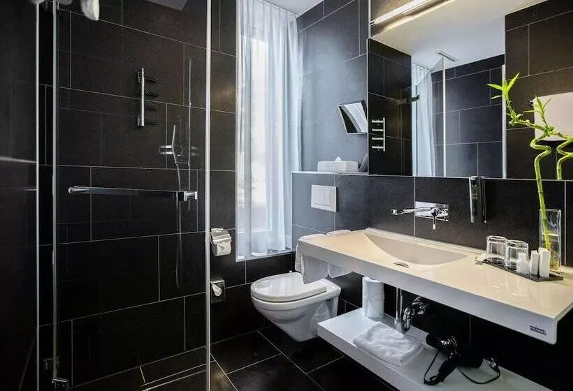 コンフォートルーム, Mercure Chur City West