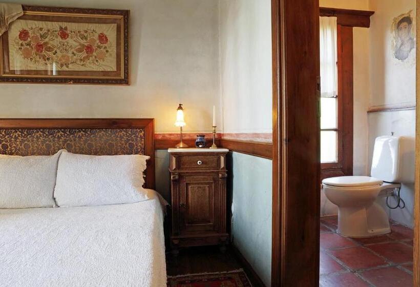 스탠다드 룸, Nisanyan