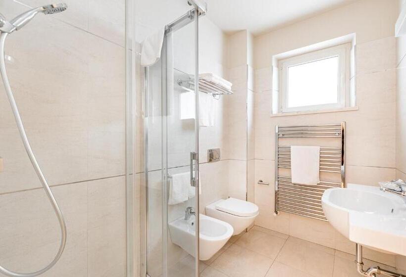 Апартаменты 1 Спальня, & Residence Exclusive