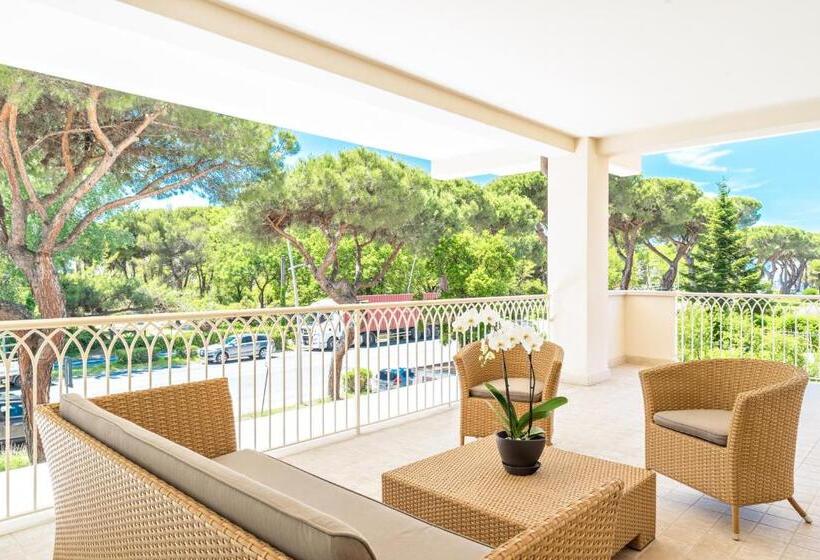 Апартаменты 2 Спальни, & Residence Exclusive