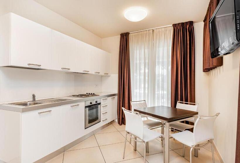 Апартаменты 2 Спальни, & Residence Exclusive