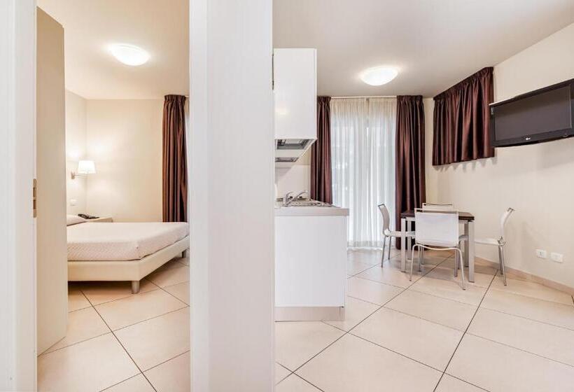 Апартаменты 2 Спальни, & Residence Exclusive