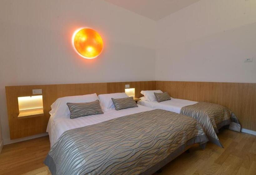 标准三人间, San Domenico Al Piano