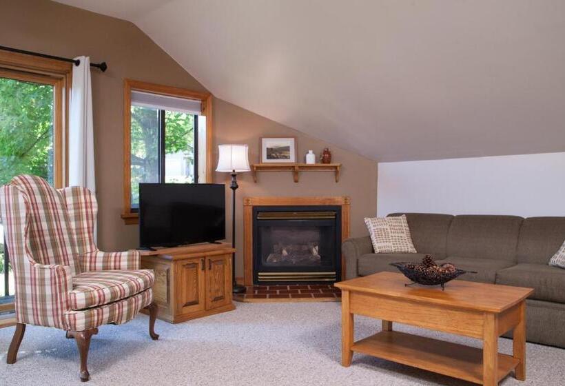 کلبه ییلاقی سوپریور یک خوابه, The Snowed Inn