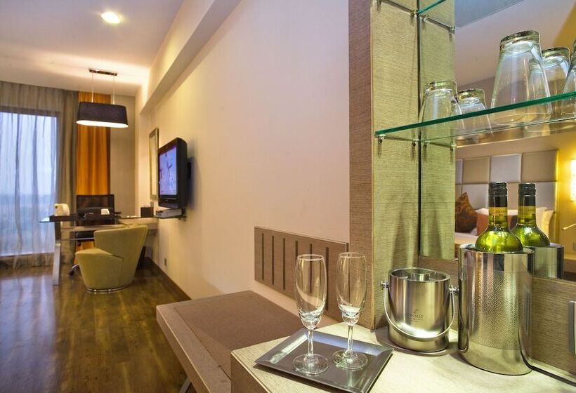 クラブルーム, The Sonnet Kolkata