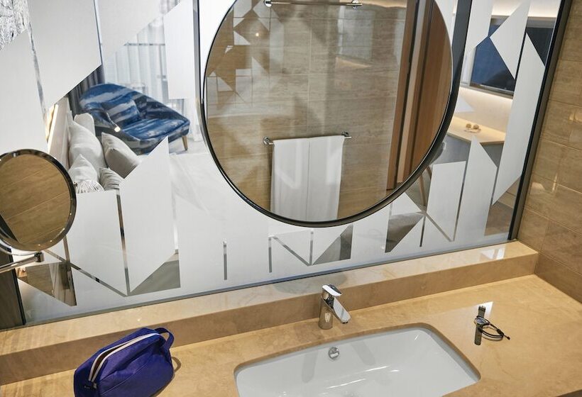 اتاق استاندارد با بالکن و چشم‌انداز دریا, Tui Blue Seno   Adults Only