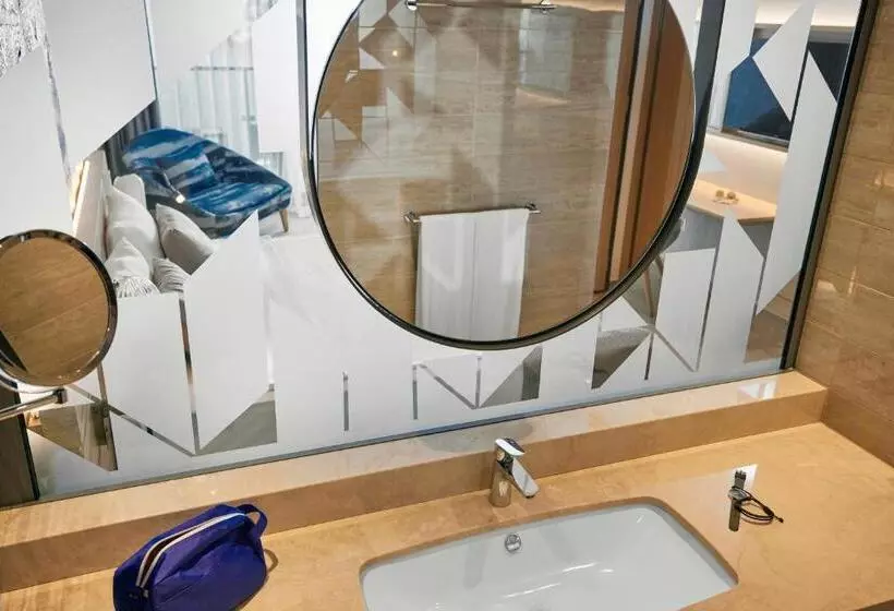 اتاق استاندارد با بالکن و چشم‌انداز دریا, Tui Blue Seno   Adults Only