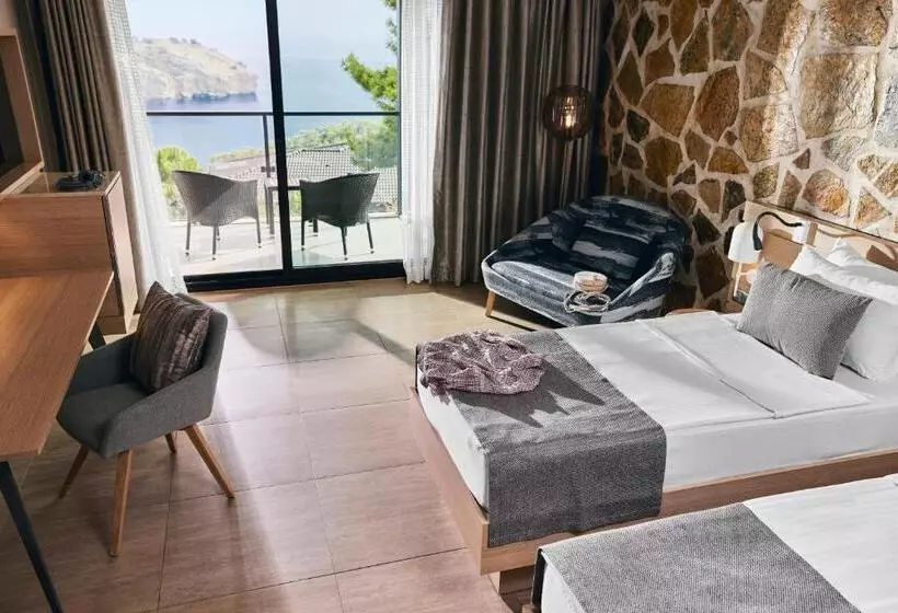 اتاق استاندارد با بالکن و چشم‌انداز دریا, Tui Blue Seno   Adults Only