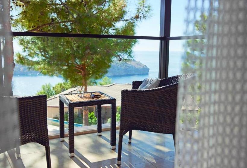 سوییت با چشمانداز دریا, Tui Blue Seno   Adults Only