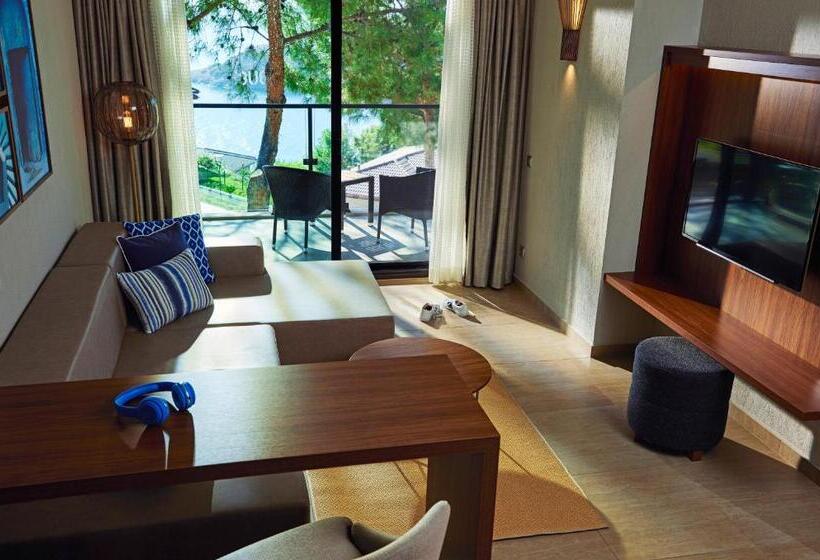 سوییت با چشم‌انداز دریا, Tui Blue Seno   Adults Only