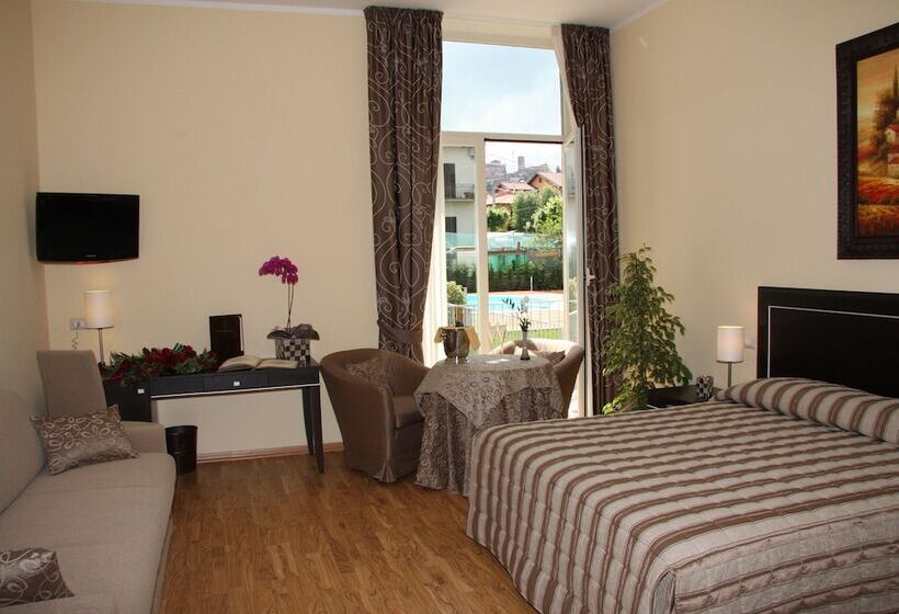 Полулюкс, Villa Cinzia