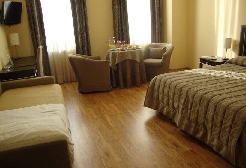 Номер Стандарт Трехместный, Villa Cinzia