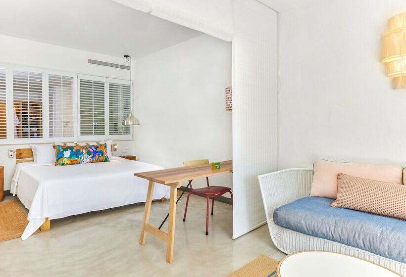 ジュニアスイート, Zilwa Attitude