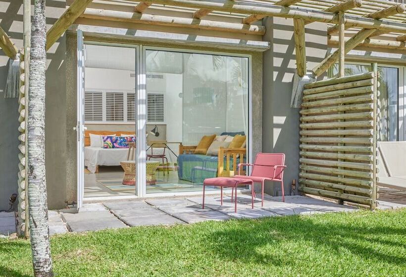 ファミリールーム, Zilwa Attitude