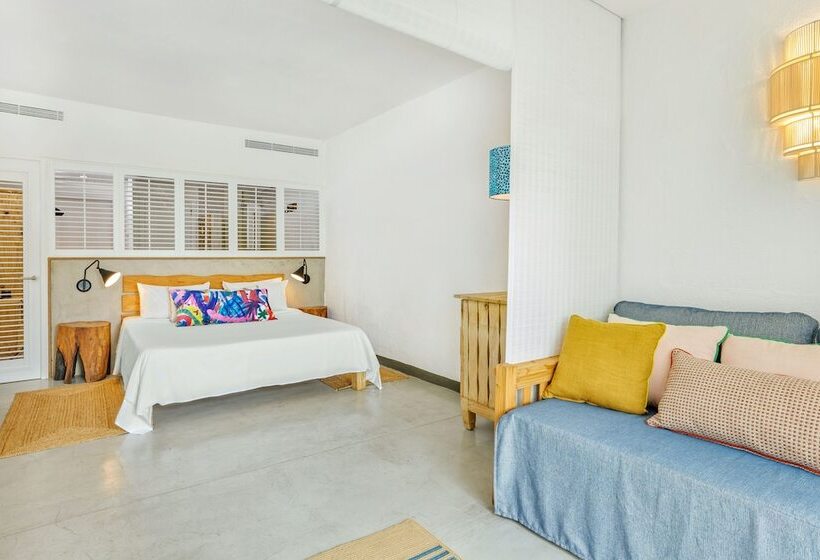 ファミリールーム, Zilwa Attitude