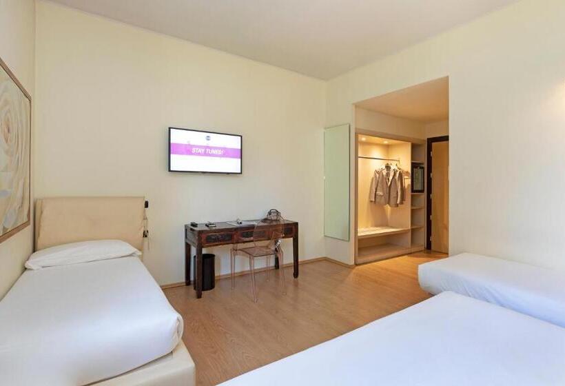 4인용 스탠다드 룸, B&b Hotel Malpensa Lago Maggiore