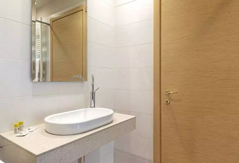 デラックスルーム, B&b Hotel Malpensa Lago Maggiore