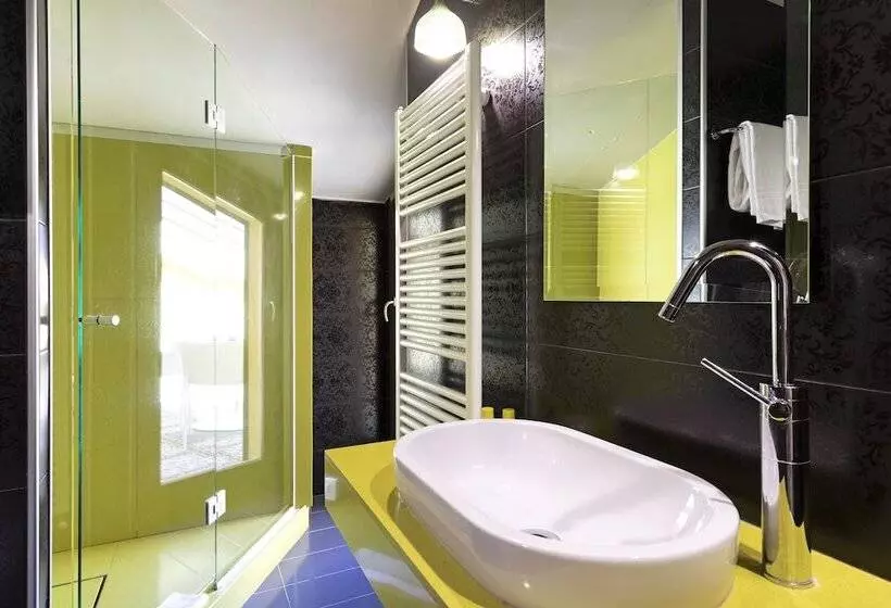 ジュニアスイート, B&b Hotel Malpensa Lago Maggiore